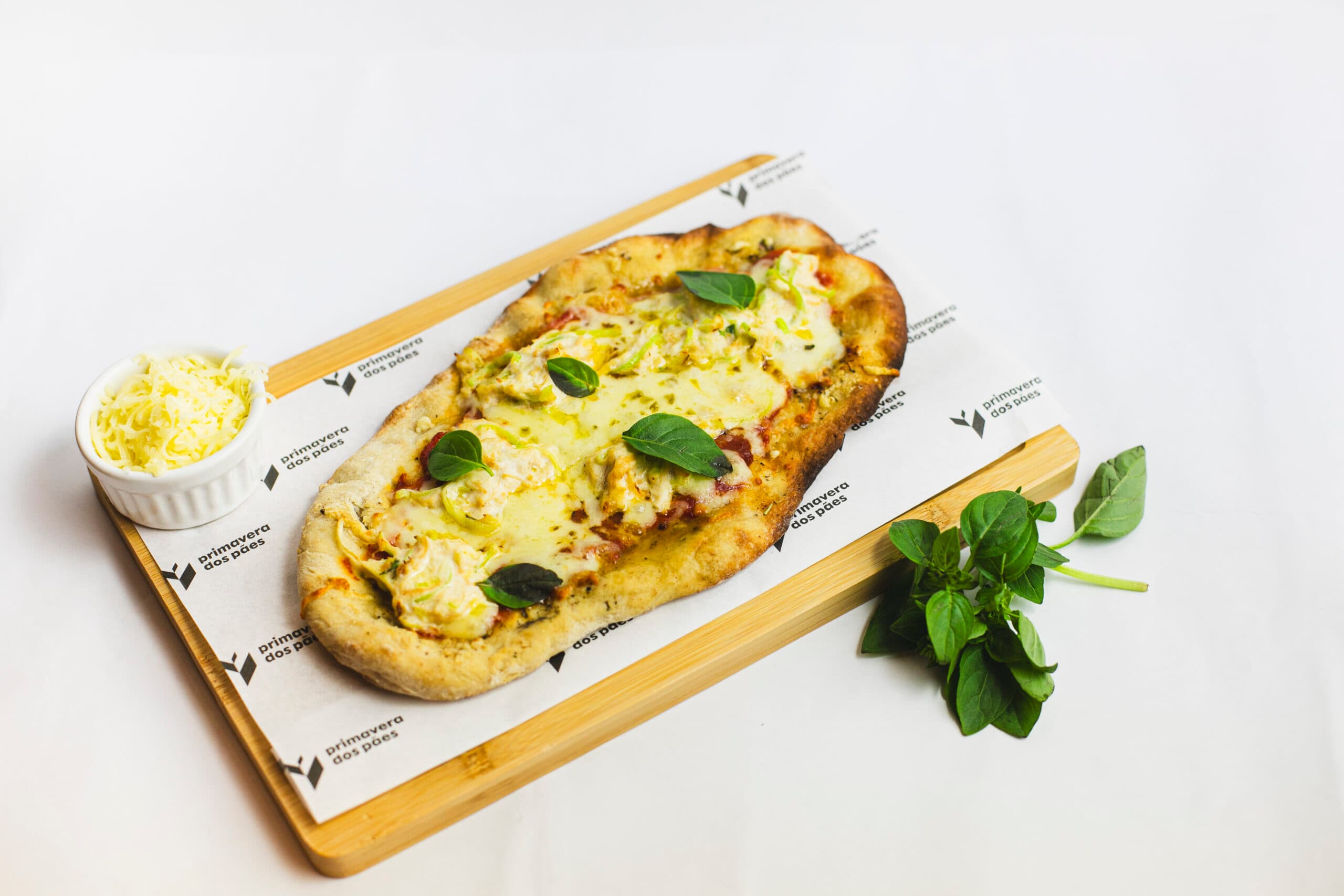 Flatbread Frango Cremoso & Alho Poró